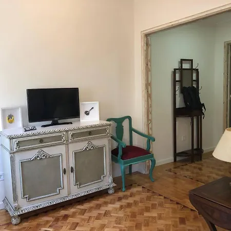 Campolide Nest Apartmán *